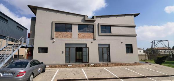 100  m² Commercial space