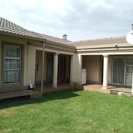 1 Bedroom House