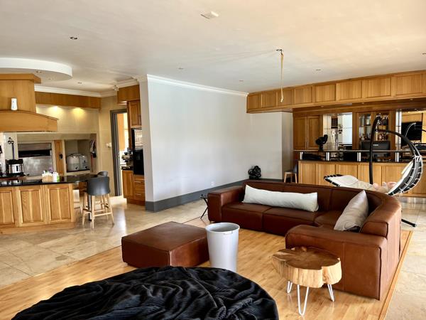 5 Bedroom House