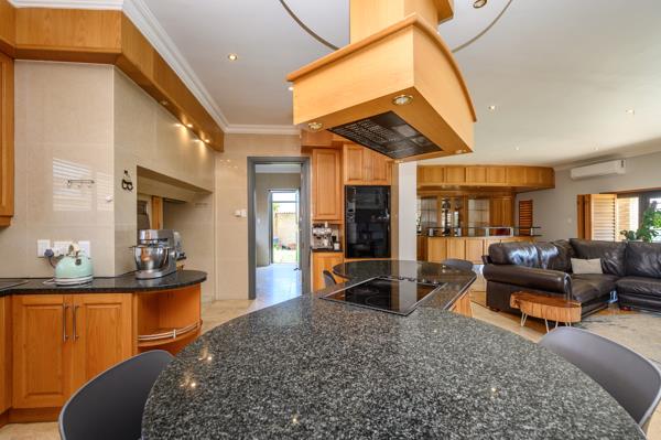 5 Bedroom House