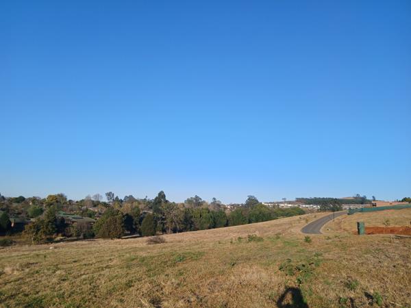 858 m² Land