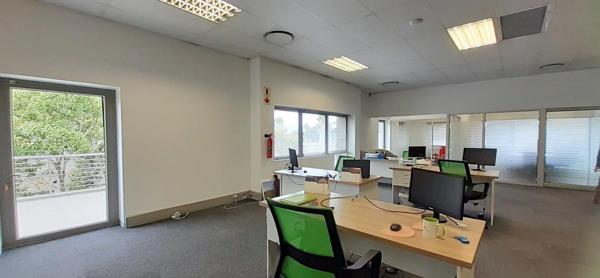 221  m² Office Space
