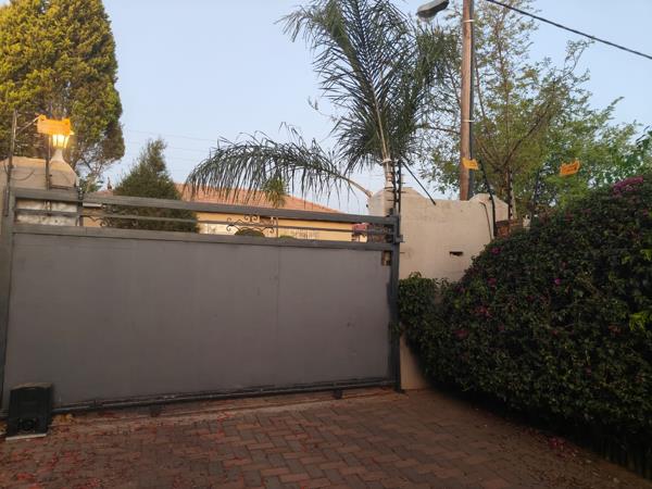 1 Bedroom House
