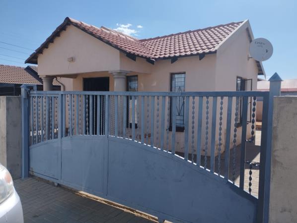 2 Bedroom House