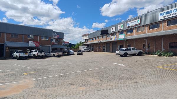 990 m² Industrial space
