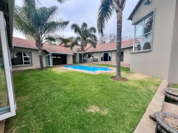 6 Bedroom House