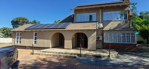 100  m² Commercial space