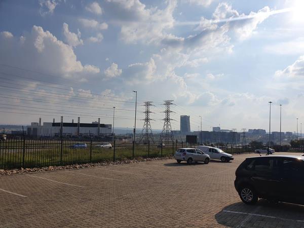 280  m² Commercial space