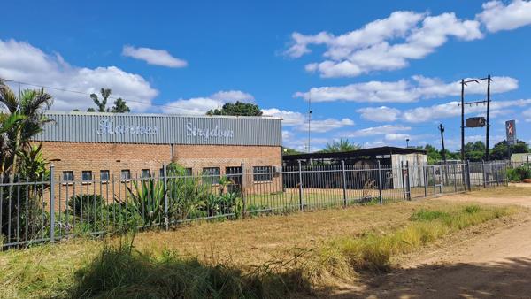 1 327  m² Commercial space