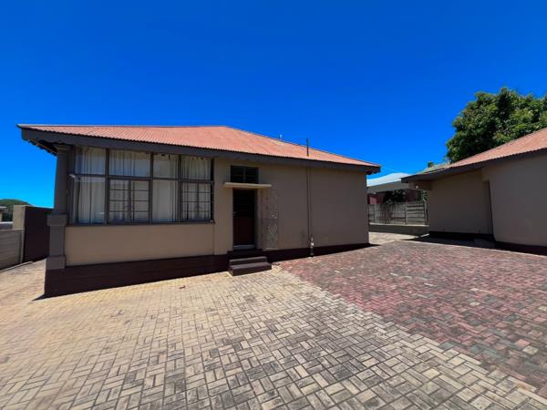 261.4  m² Commercial space