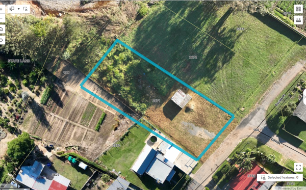 1 404 m² Land