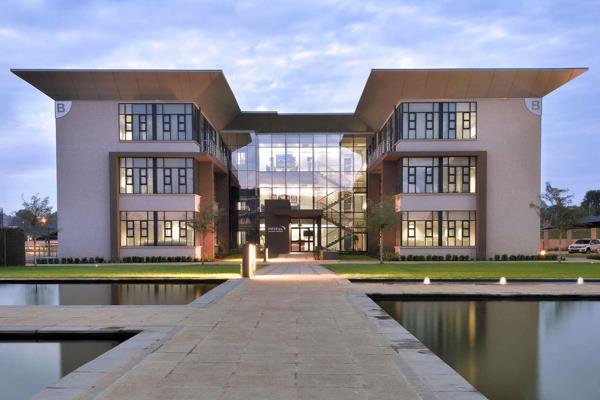 140  m² Office Space