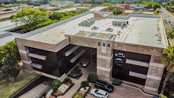 242  m² Commercial space