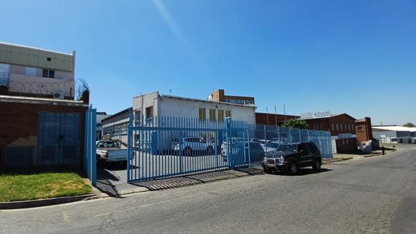 690  m² Industrial space