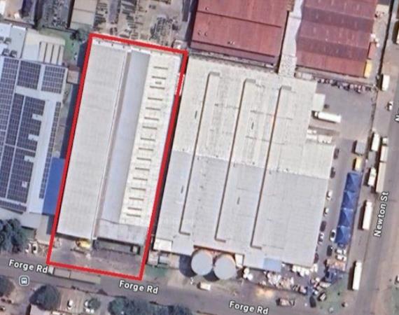 3 000  m² Industrial space
