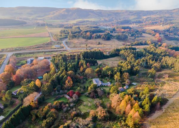 4 996 m² Land