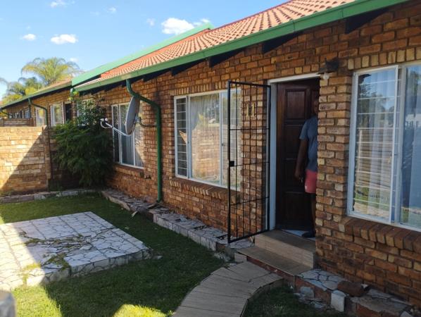 2 Bedroom House