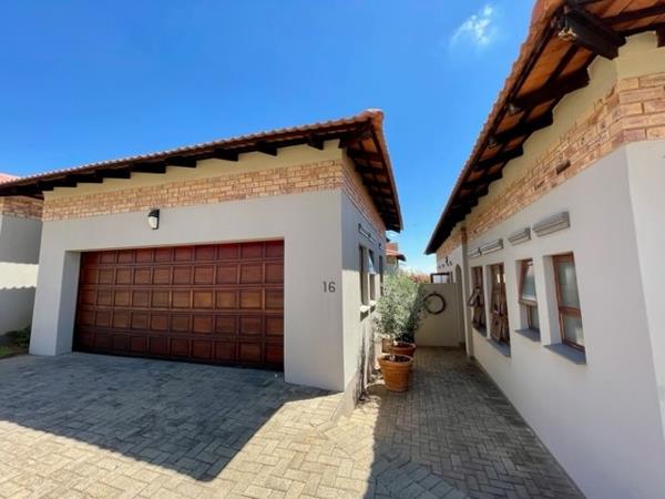 3 Bedroom Townhouse