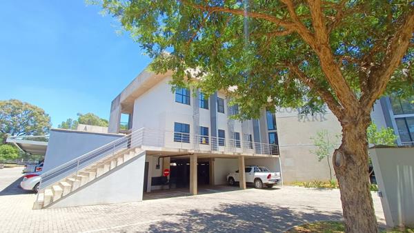 90  m² Commercial space