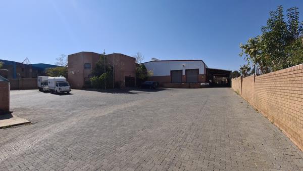 1 747  m² Industrial space
