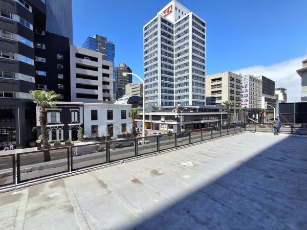 705 m² Retail Space