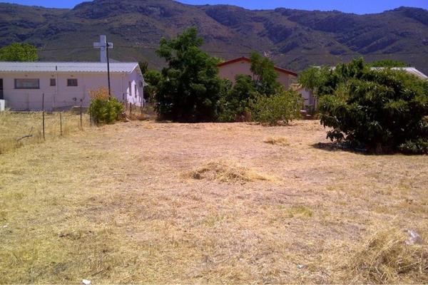 496 m² Land