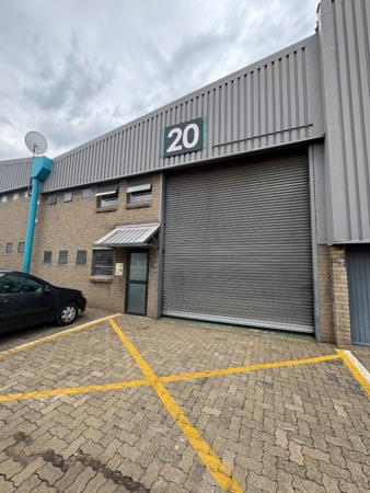 370  m² Commercial space
