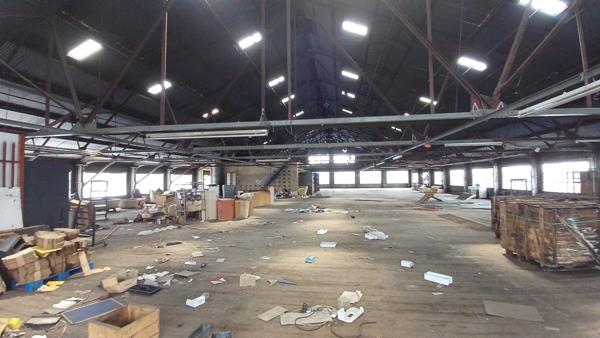 1 000  m² Industrial space