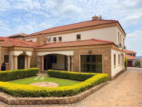 5 Bedroom House