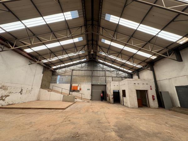 316  m² Industrial space