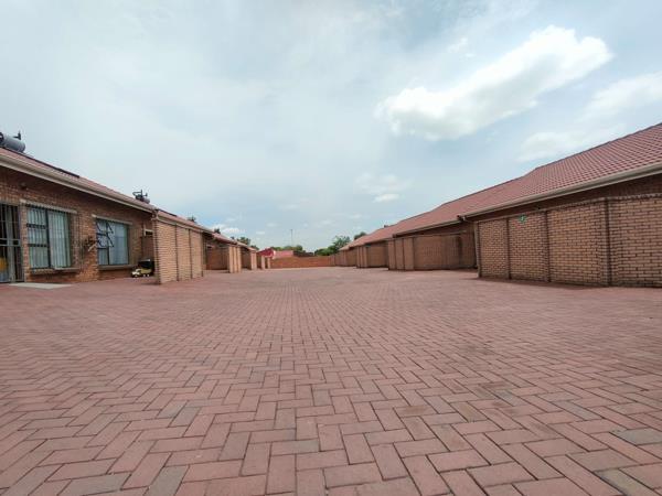 110  m² Commercial space