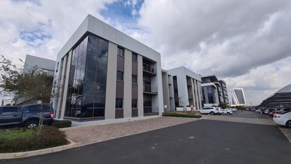 315  m² Commercial space