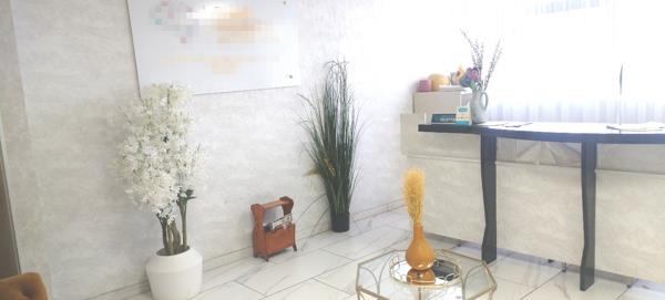 100  m² Commercial space