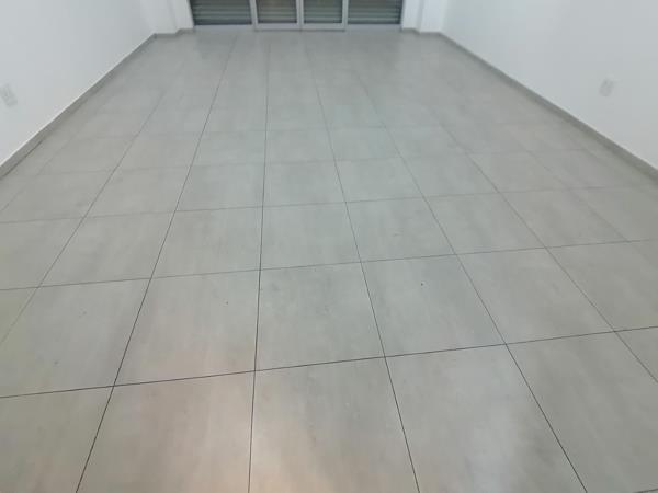 41  m² Retail Space