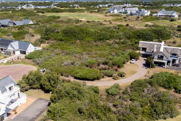 1 424 m² Land