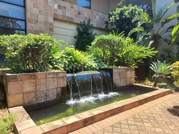 445 m² Commercial space