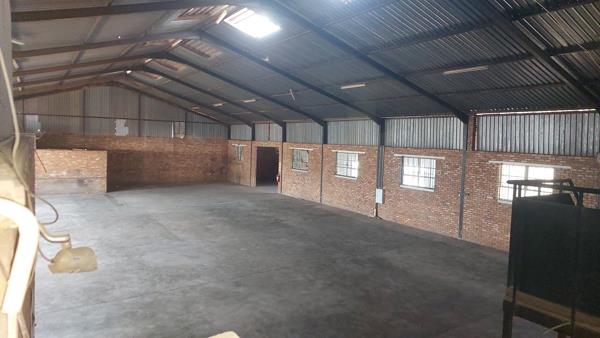 1 350 m² Industrial space