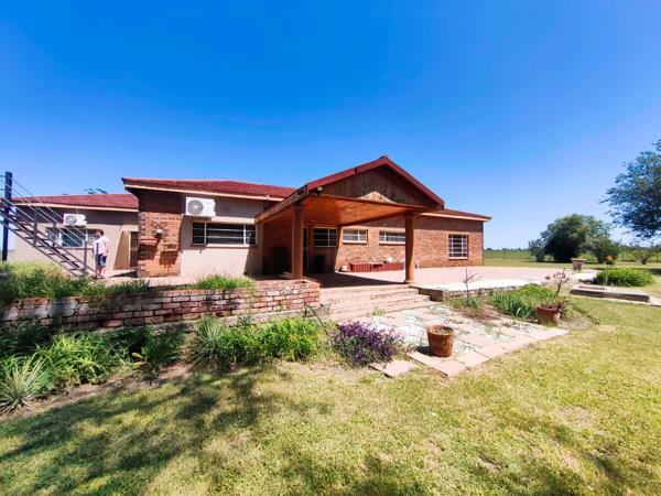 10.2 ha Smallholding