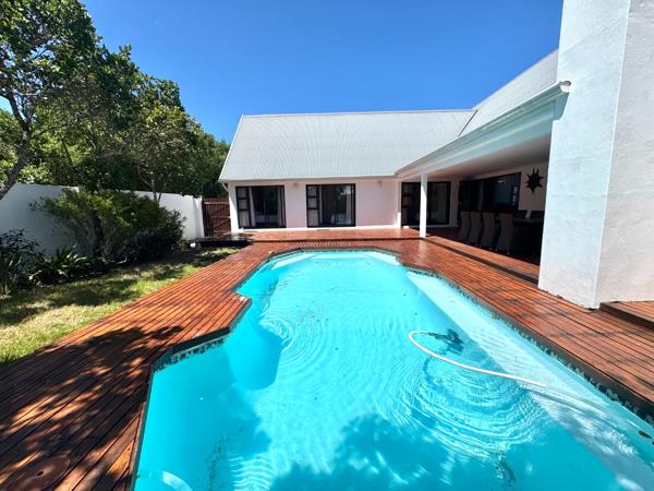 6 Bedroom House