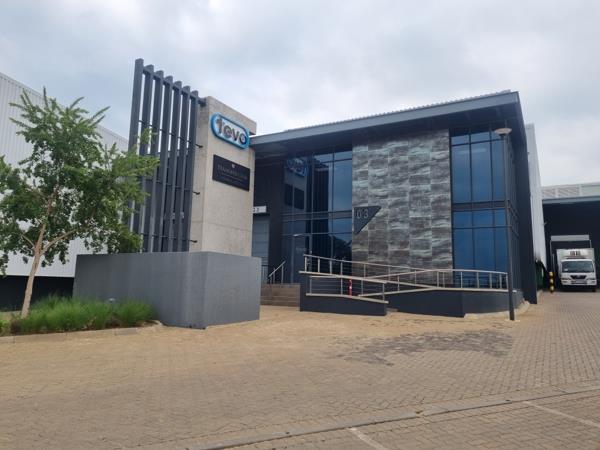 2 596  m² Industrial space