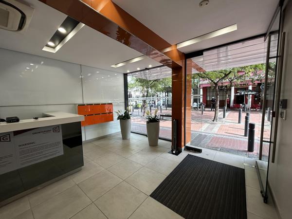335 m² Commercial space