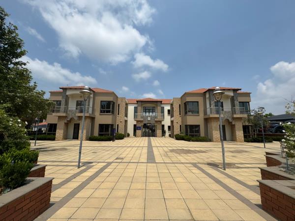 304 m² Commercial space