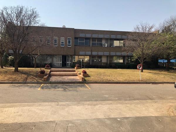 2 422 m² Industrial space