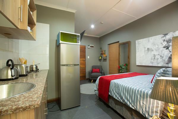 1 Bedroom Apartment