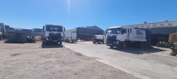 1 100 m² Industrial space