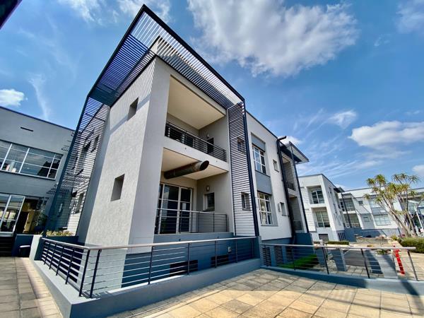 661 m² Office Space