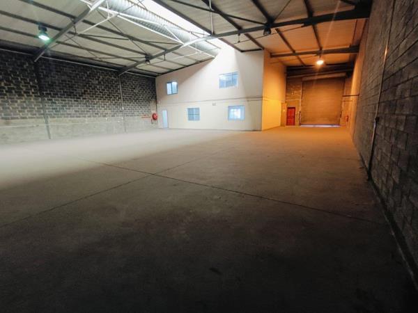 519  m² Industrial space