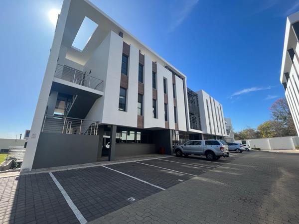 464.9 m² Commercial space