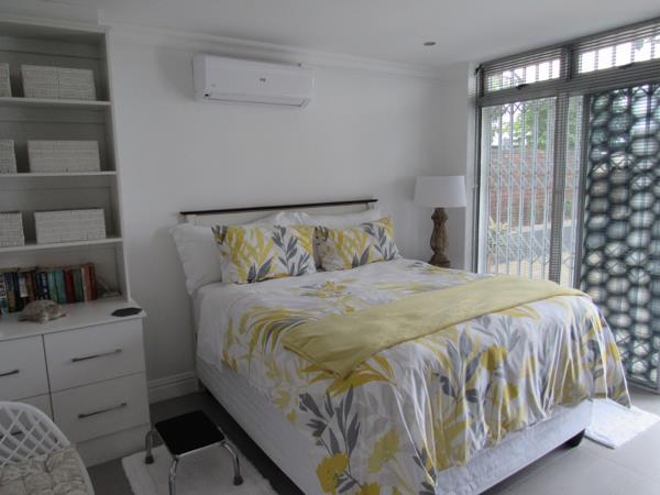 Bachelor apartment