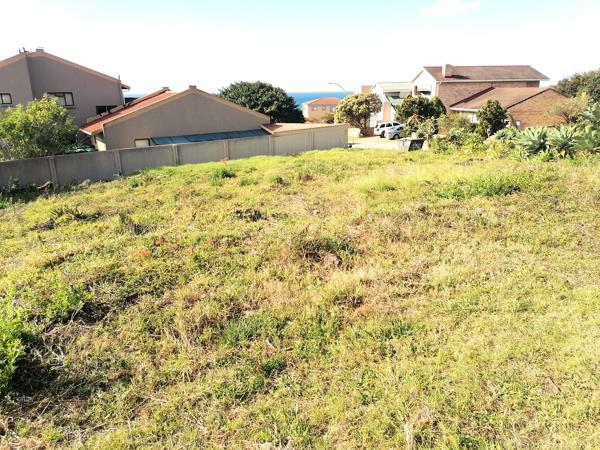 892 m² Land